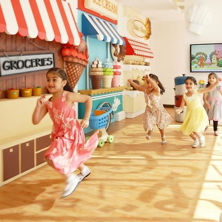 Spectrums Tahlia Jeddah Exterior photo