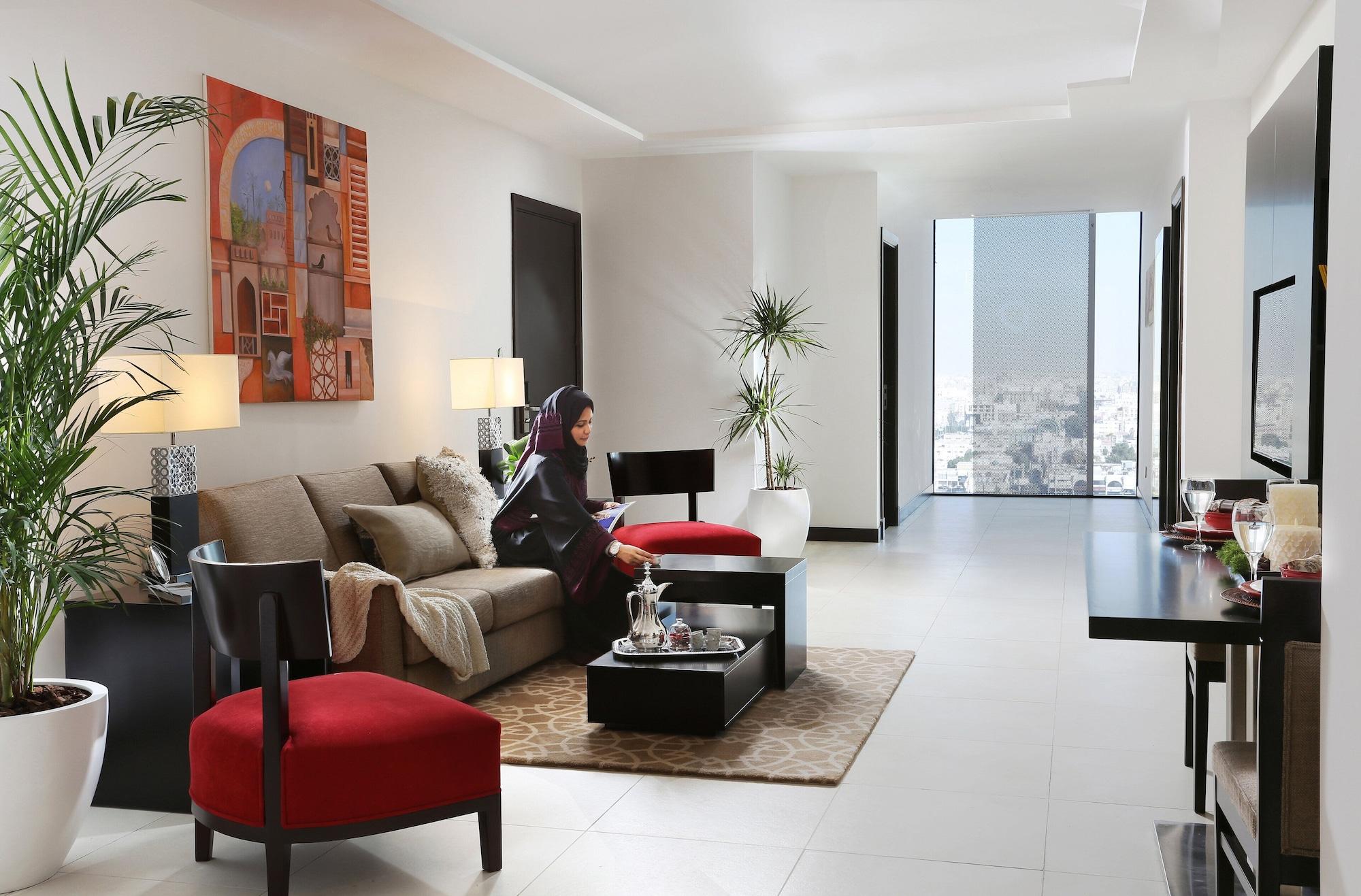Spectrums Tahlia Jeddah Exterior photo