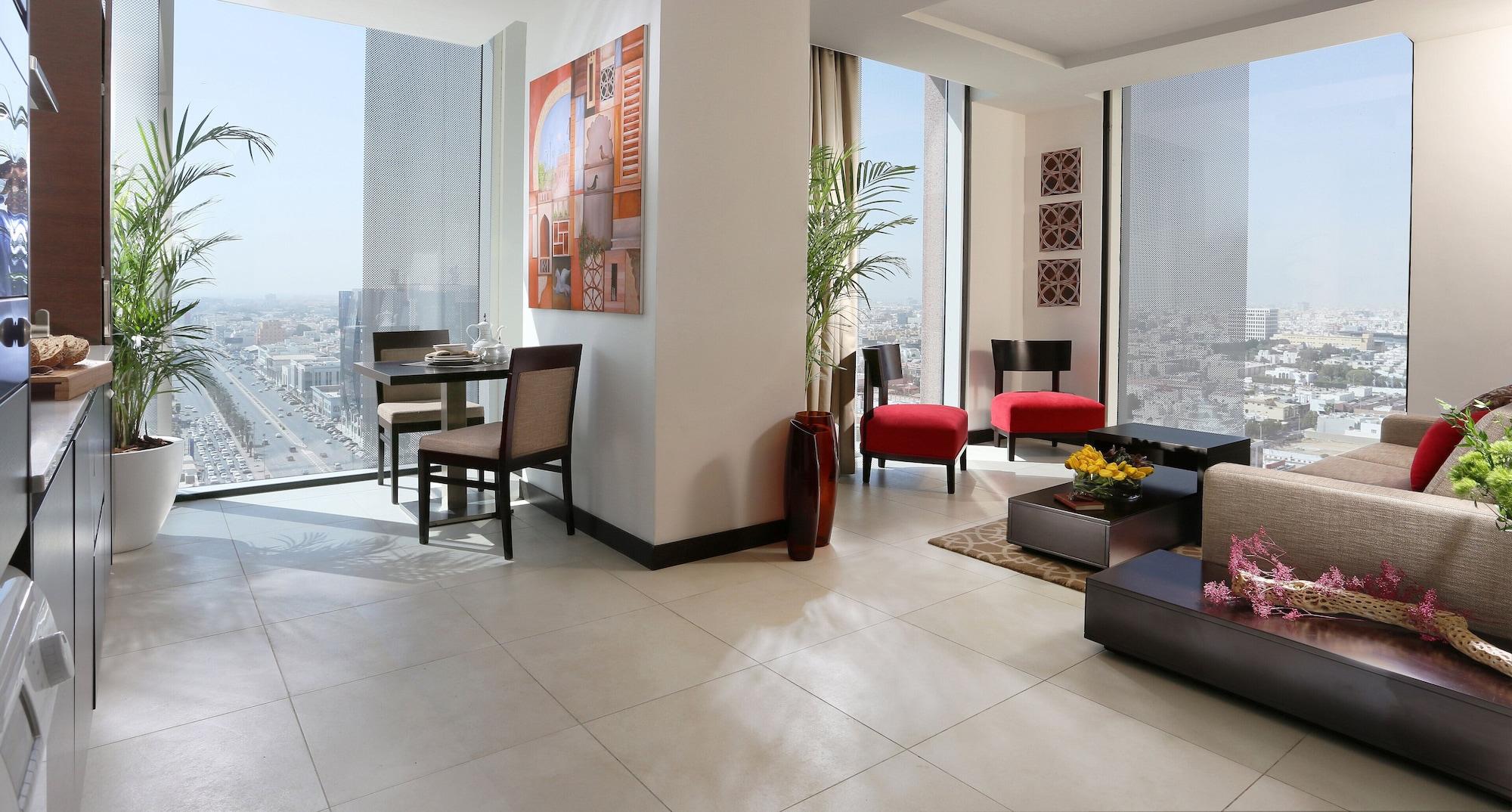 Spectrums Tahlia Jeddah Exterior photo