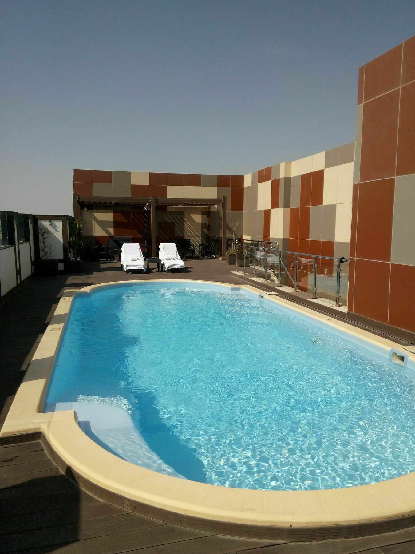 Spectrums Tahlia Jeddah Exterior photo